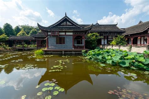  蓮花池！古代建築と自然が織りなす絶景！